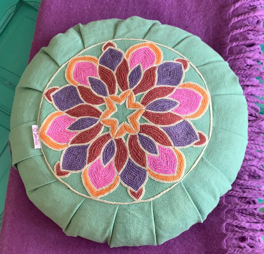 Asha small green zafu